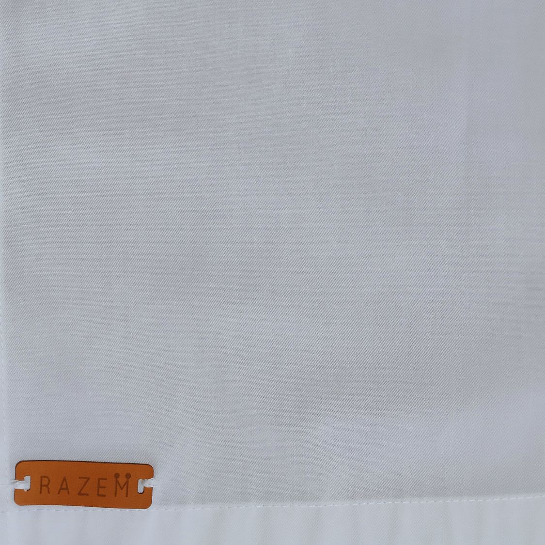 Fartuch biały z motywem ,,serce" - obrazek 3